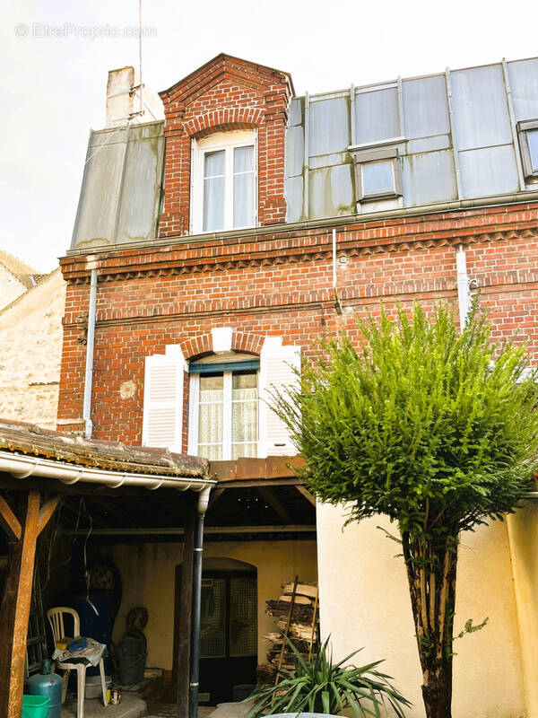 Maison à PONT-SAINTE-MAXENCE