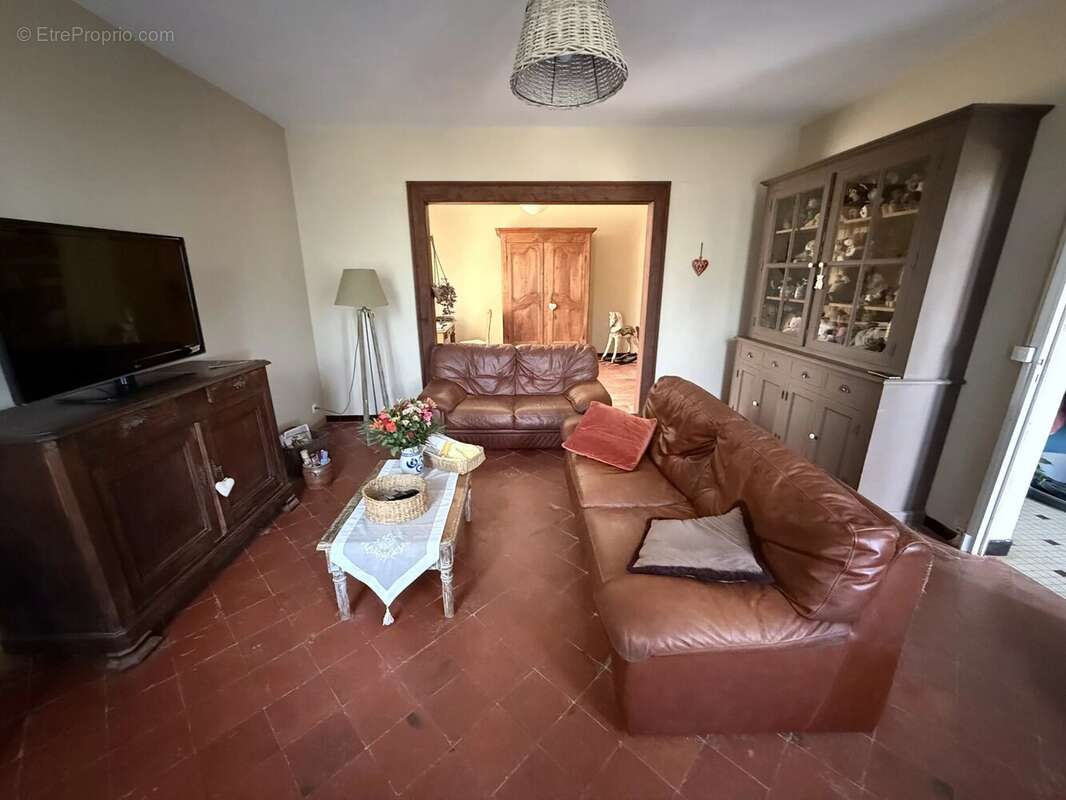 Maison à LAUJUZAN