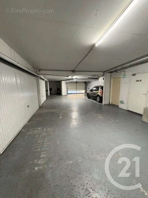Parking à NICE