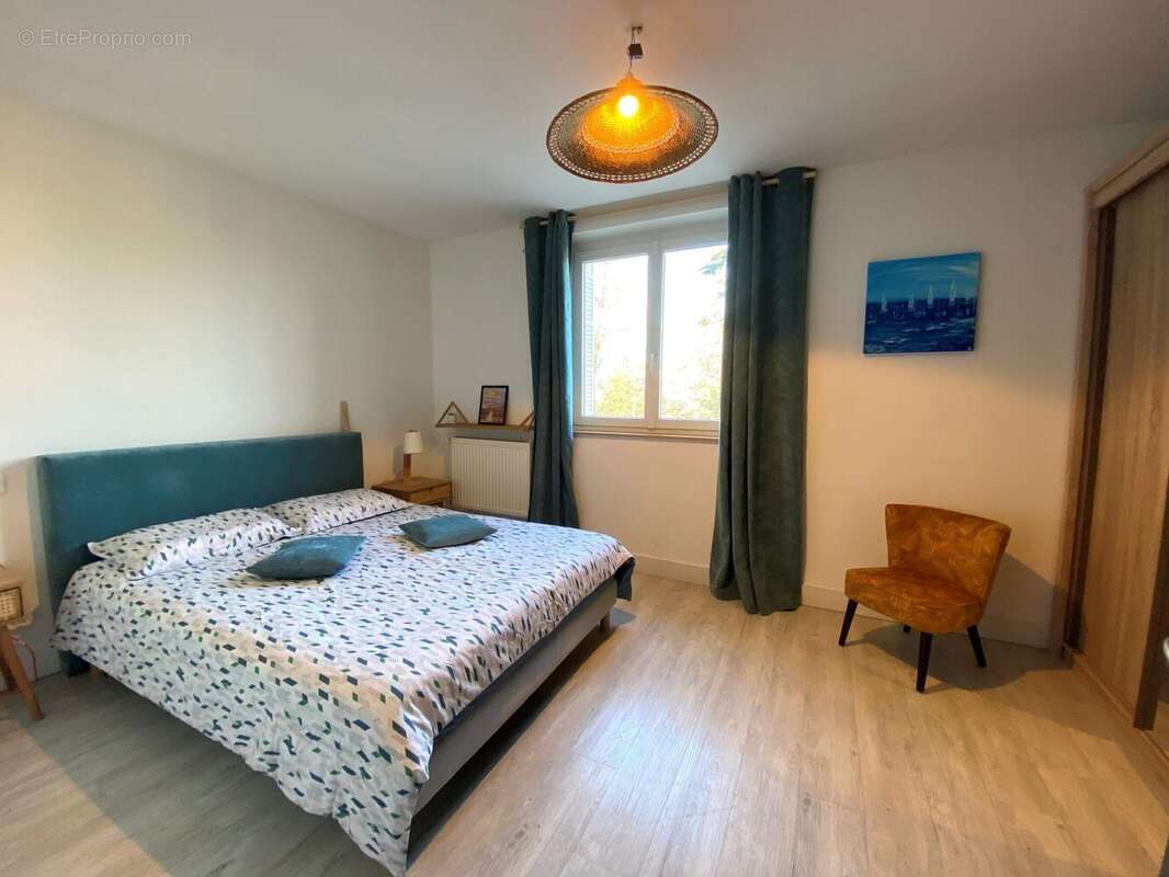 Appartement à ROMANS-SUR-ISERE