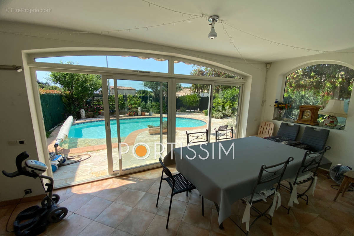 Maison à SAINT-LAURENT-DU-VAR