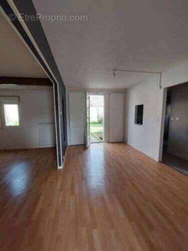 Maison à AUBIGNY-SUR-NERE