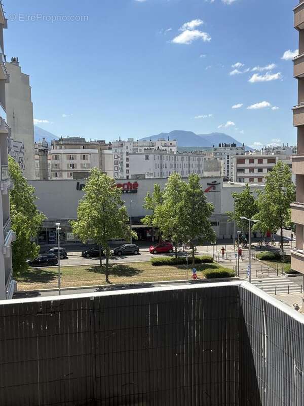 Appartement à GRENOBLE