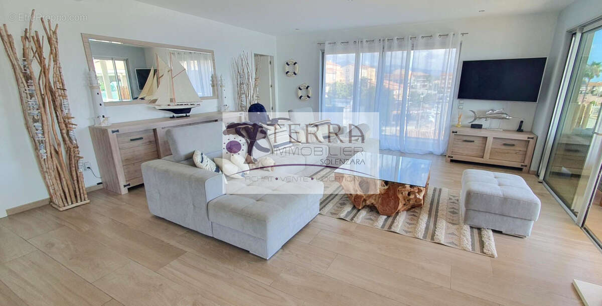 Appartement à SARI-SOLENZARA