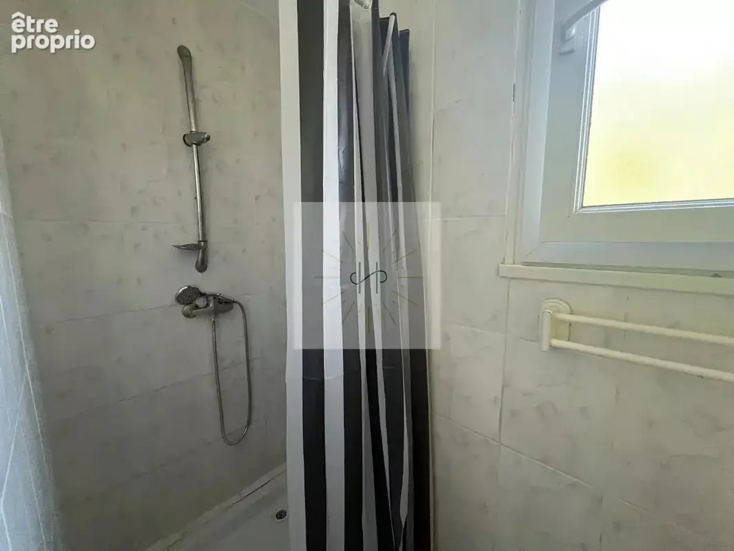 Appartement 58 m² à vendre à Valreas (84600) - photo 5