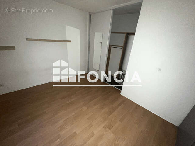 Appartement à VIZILLE