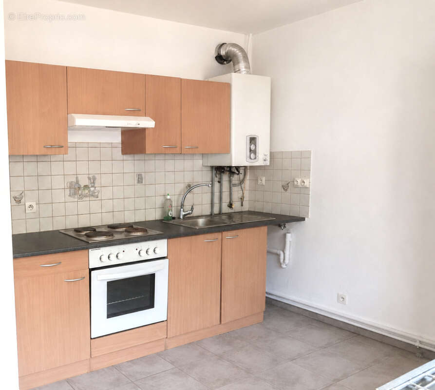 NANCY   Sympathique appartement de 53 m2  en loi carrez avec une vue panoramique, deux grands balcons, un asce - photo 3