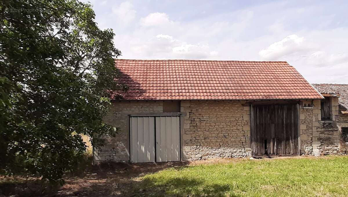 Maison à COLOMBIERS