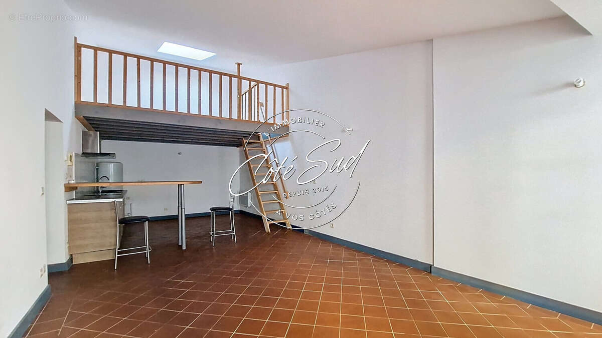 2e droite - Appartement à PERPIGNAN