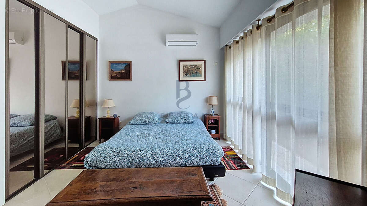 Maison à SAINT-RAPHAEL