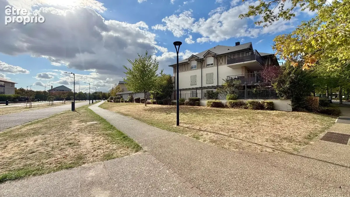 Appartement à SAINT-PIERRE-DU-PERRAY