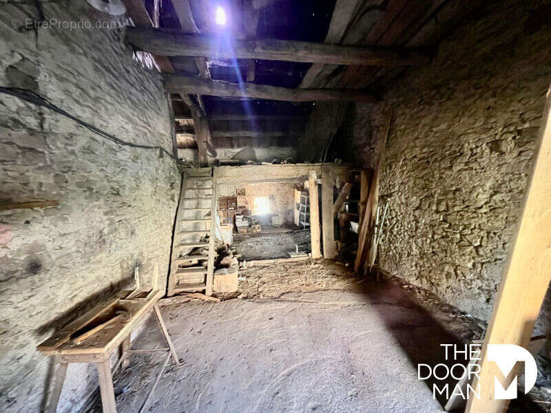 Maison à VAL-DE-MEUSE