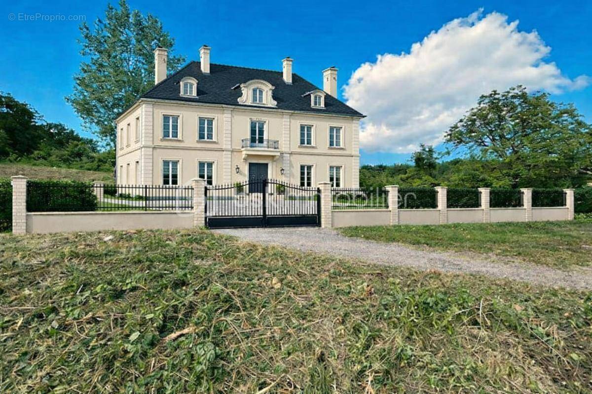 Terrain à EPERNAY
