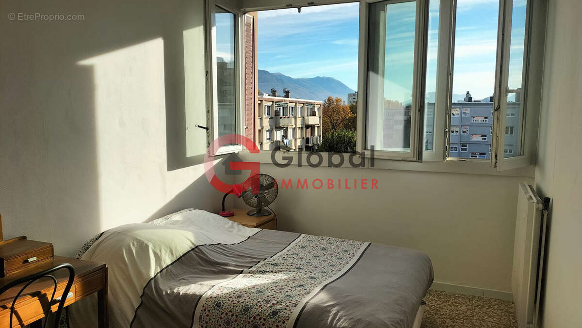 Appartement à ECHIROLLES