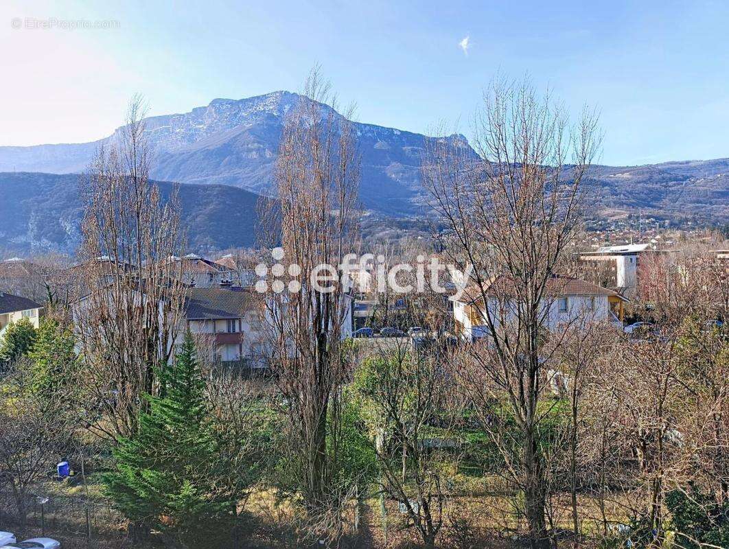 Appartement à ECHIROLLES