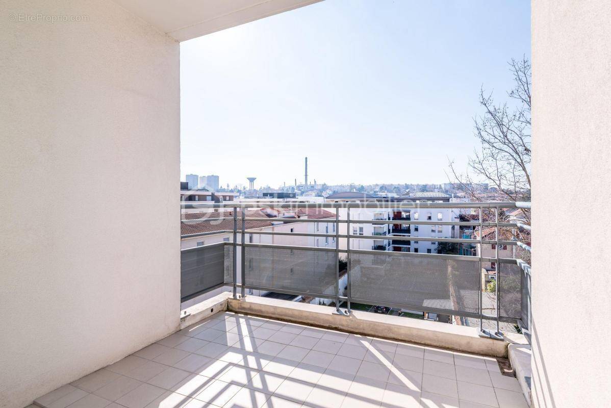 Appartement à VENISSIEUX