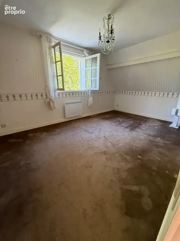 Dans un quartier prisé villa de 210 m2 dans un parc de 2000m2 - photo 12