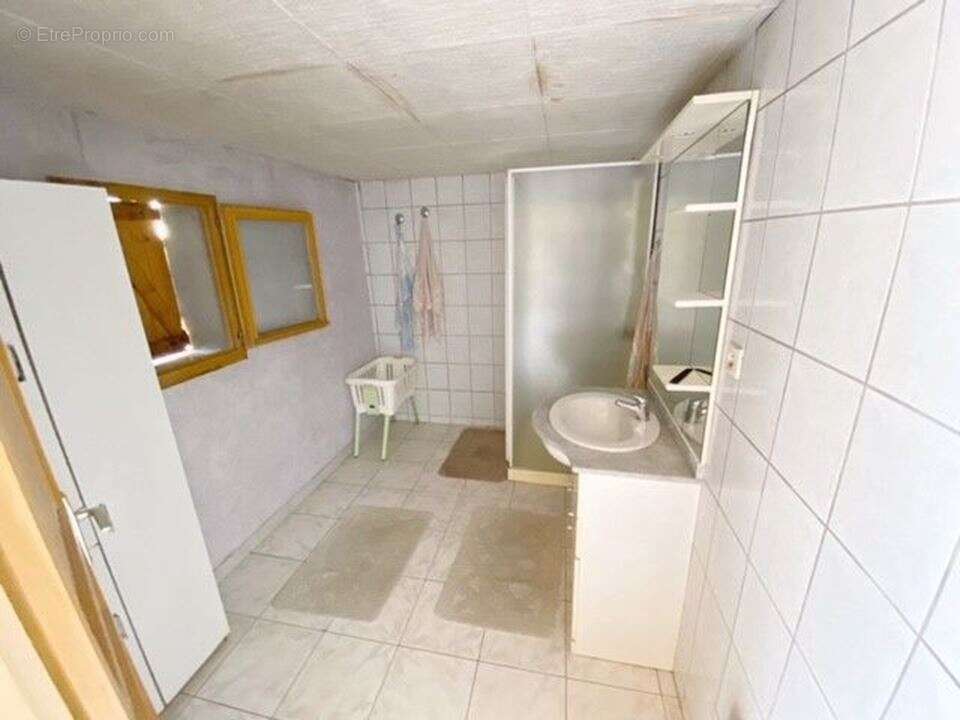 Maison 82 m² à Seissan  - photo 8