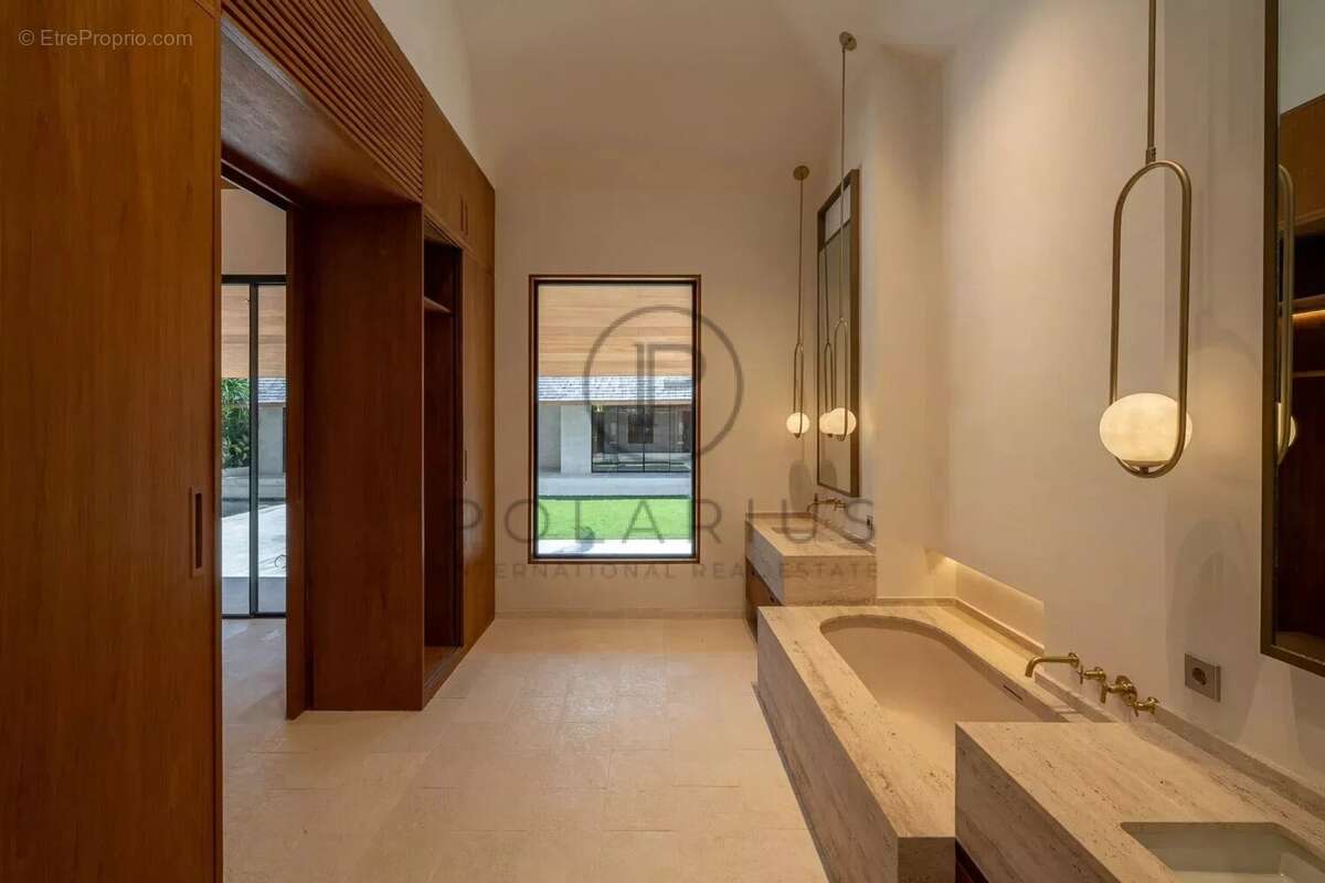Villa exceptionnelle de 5 chambres à Pererenan  Vie en un seul niveau spacieuse et piscine privée de 20 mètres (Villa B) - photo 32