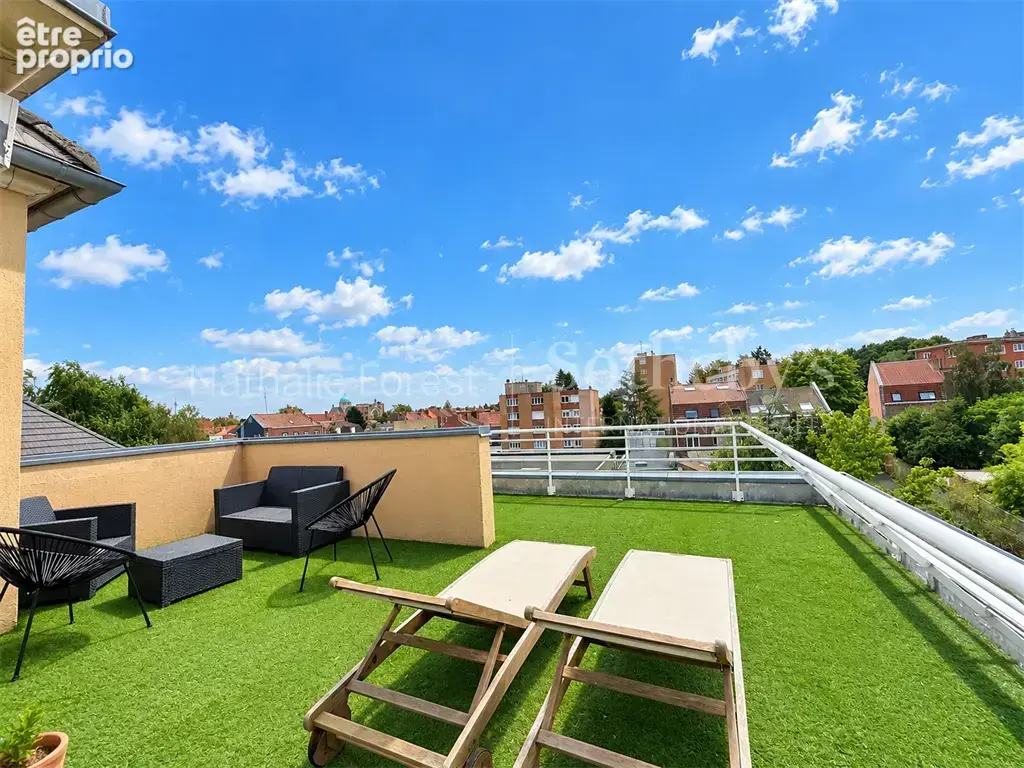 T2 entièrement rénové – Terrasse 28 m² plein Sud – Garage inclus – Tram Saint-Maur - photo 5