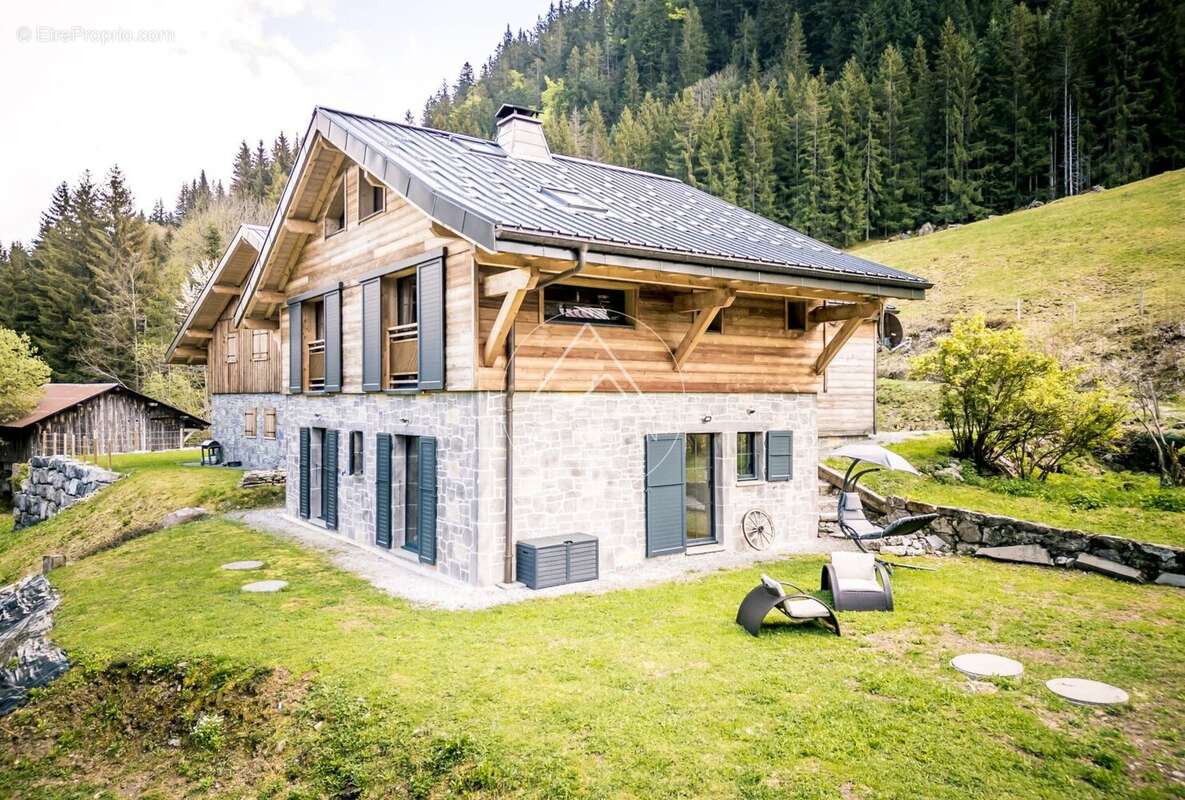 Maison à ESSERT-ROMAND