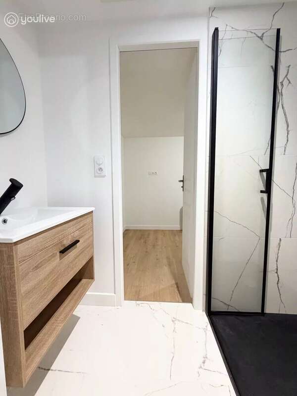 Appartement à DAMIGNY