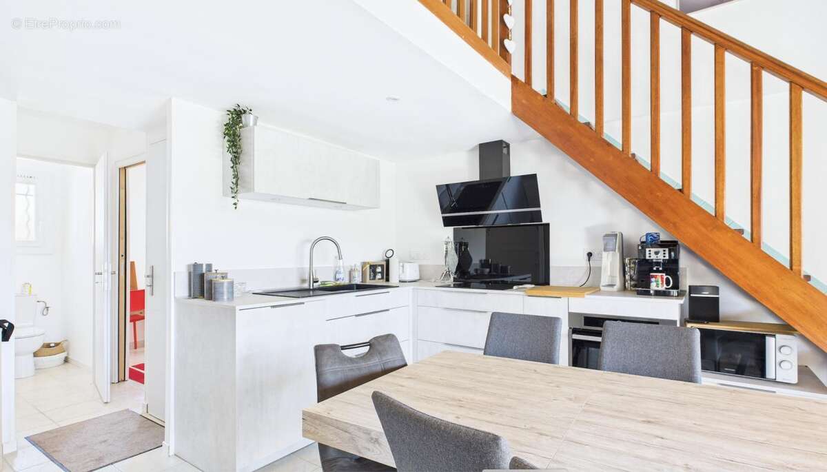 Appartement à CARQUEIRANNE