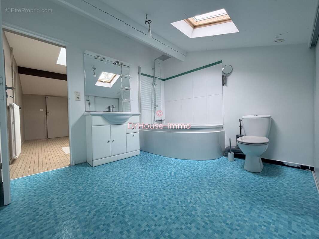 Maison 136 m² à Cenon  - photo 13