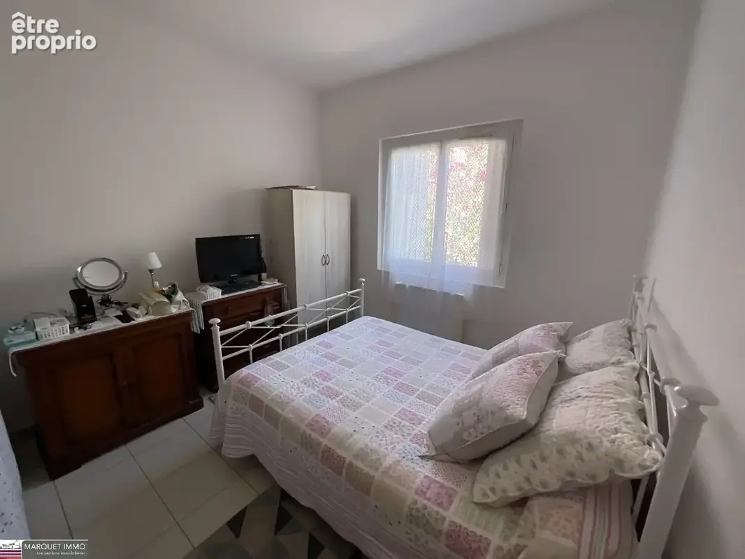 Une opportunité rare sur Béziers - Font-Neuve !!! Cette agréable villa T3 de plain-pied offrant 59 m² habitables, construite en  - photo 7