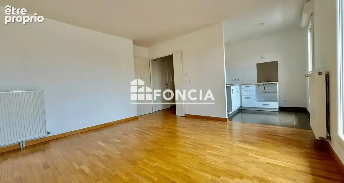 Bel appartement 2 pièces avec terrasse de 21 m² au dernier étage - photo 2