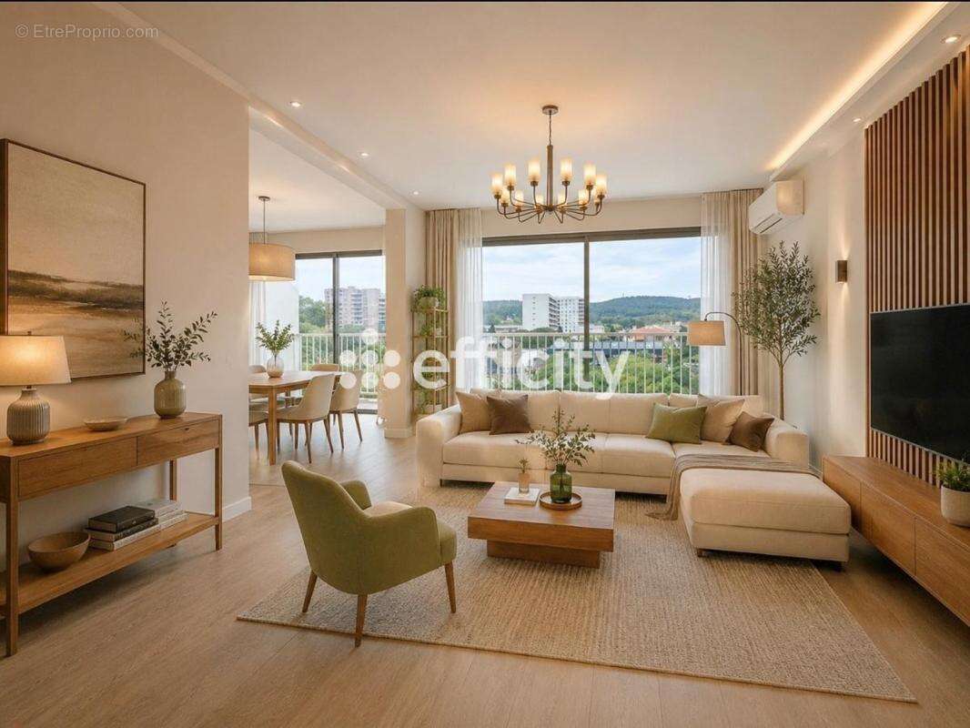 Appartement à SALON-DE-PROVENCE