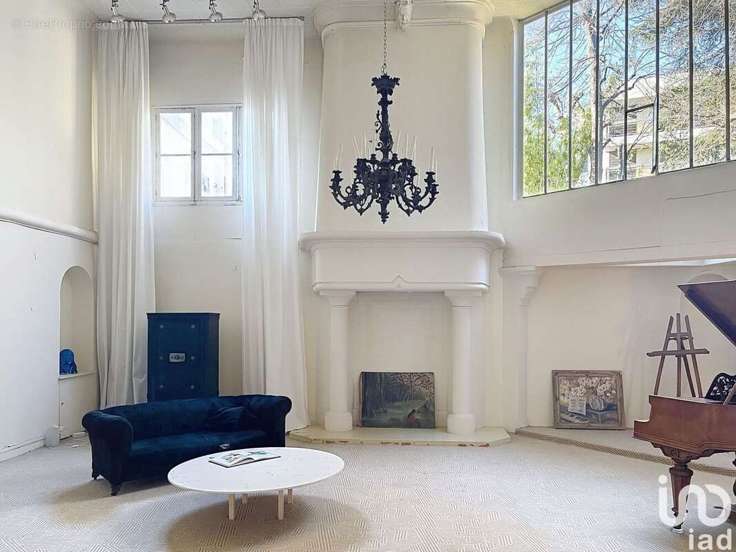 Photo 2 - Commerce à NEUILLY-SUR-SEINE