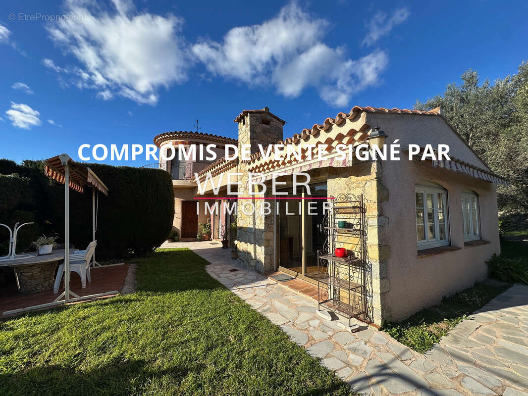 Maison à OLLIOULES