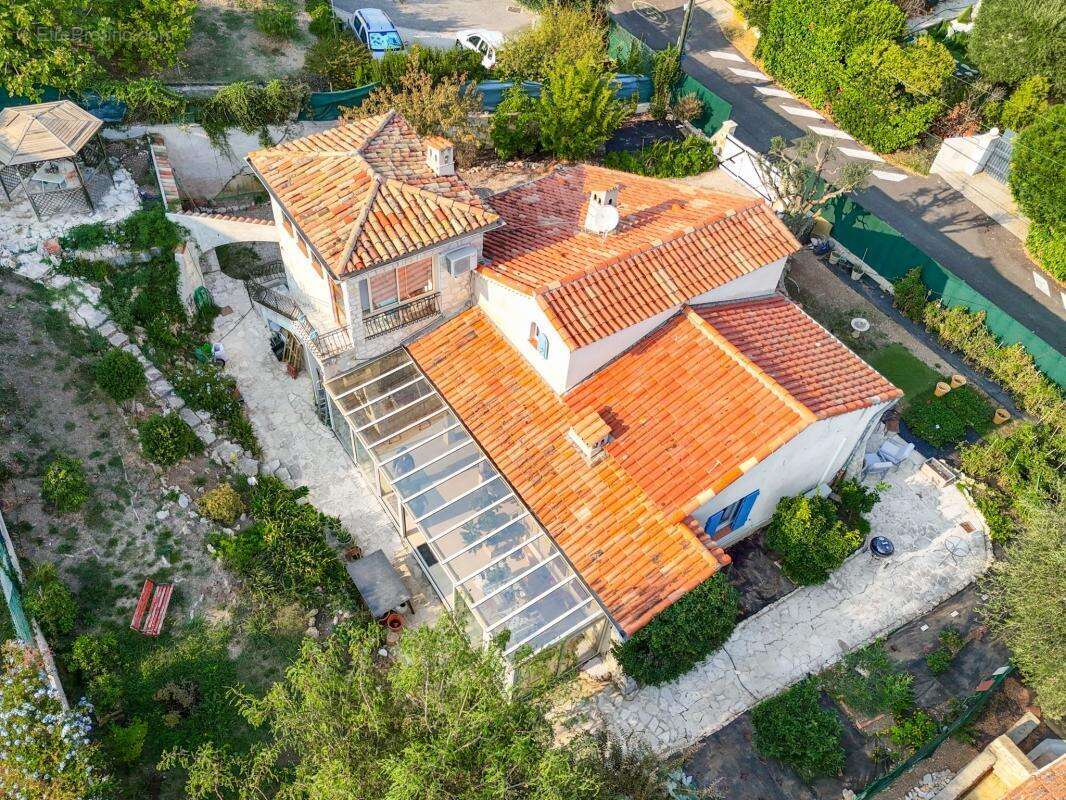 Maison à CAGNES-SUR-MER