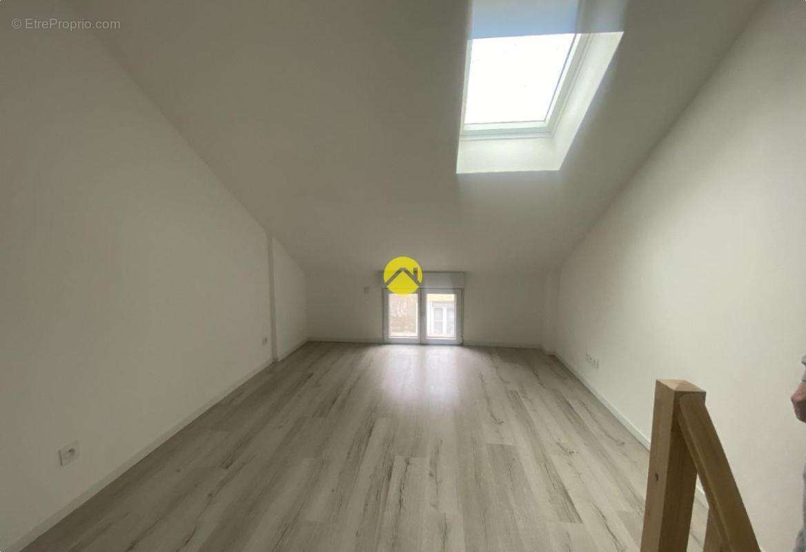 Appartement à FOURCHAMBAULT