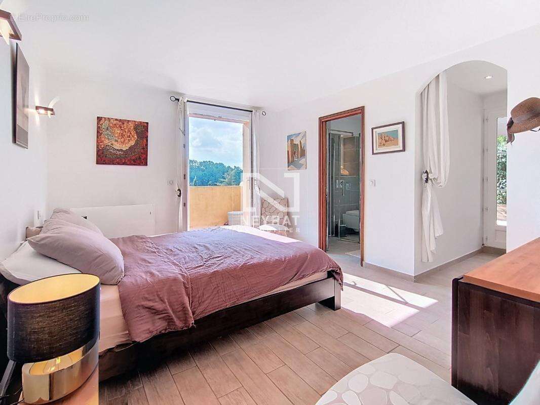 Maison à MONTAUROUX