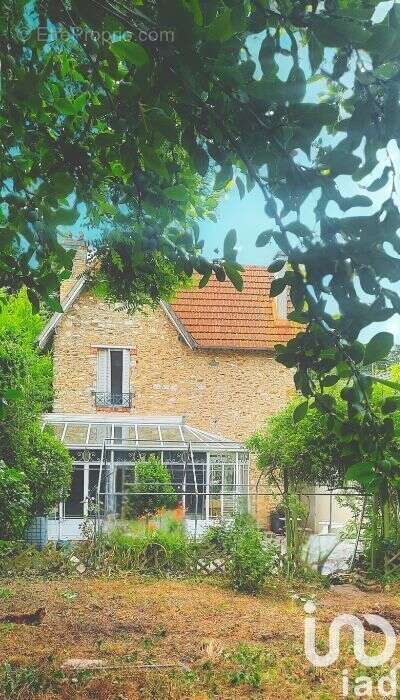 Photo 2 - Maison à MONTMORENCY