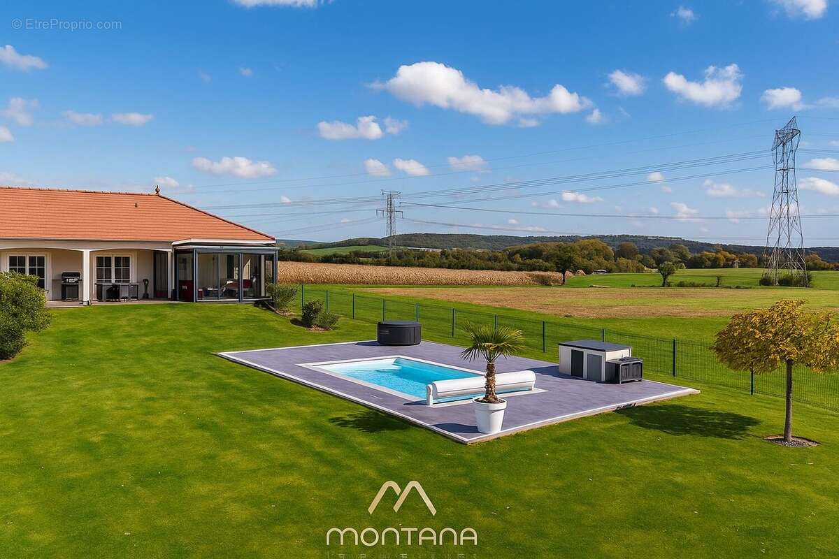 Maison à VOLMERANGE-LES-BOULAY