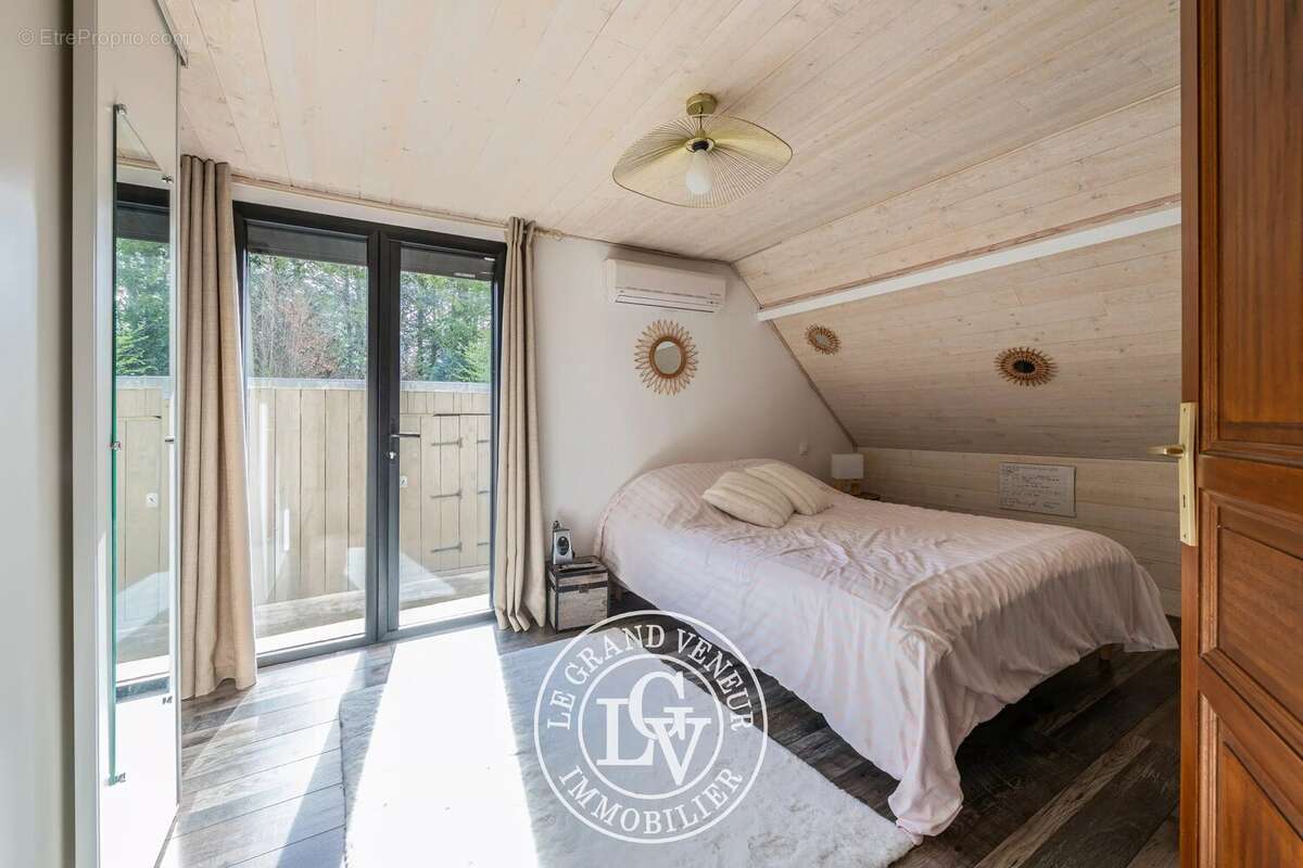 Maison à FONTAINEBLEAU