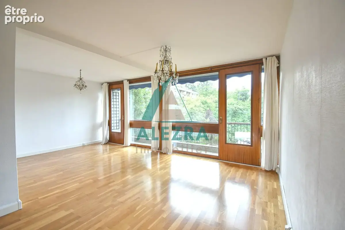 Appartement 75 m² à La Celle-Saint-Cloud  - photo 1