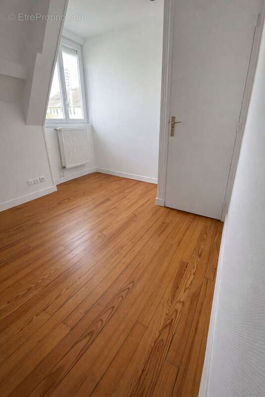 Maison à MONDEVILLE