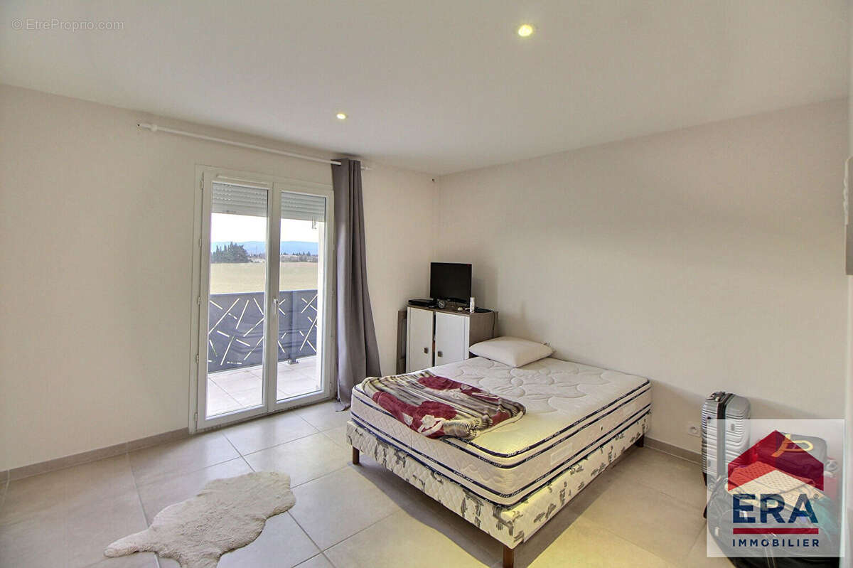 Maison 159m² à donzère - photo 8