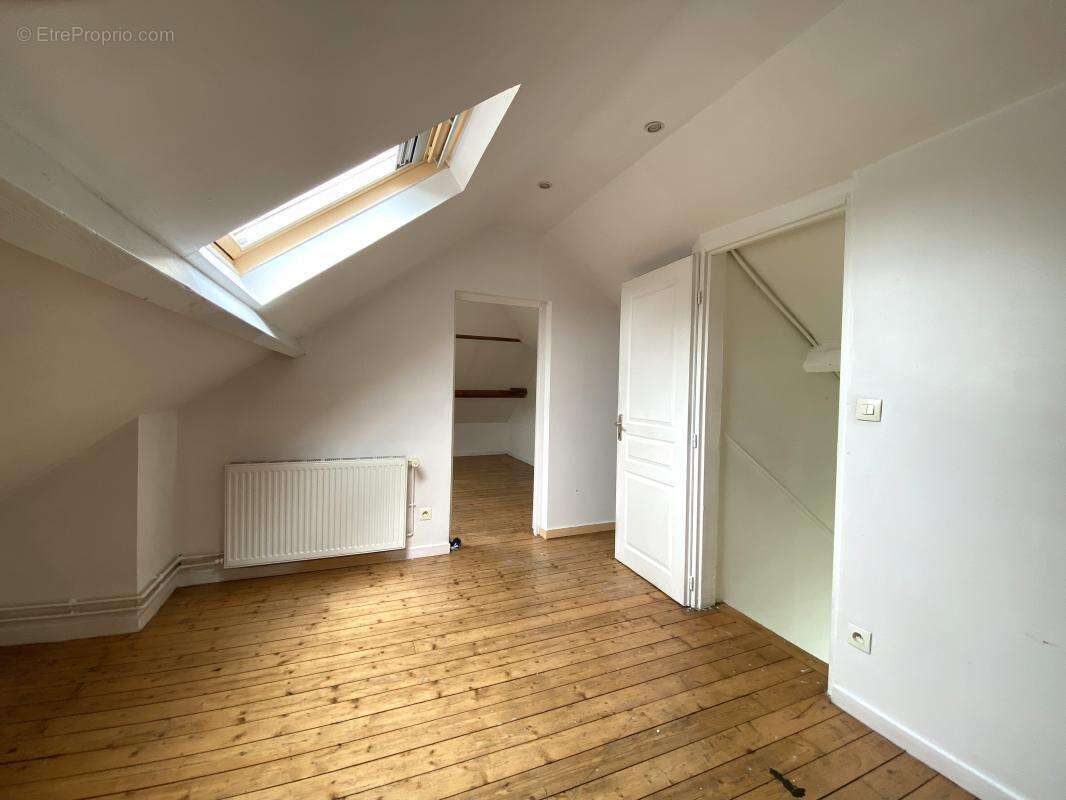 Maison à ROSNY-SUR-SEINE