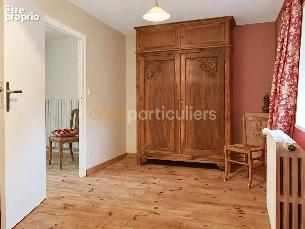 Maison en pierre, 3 chambres, 8 000 m2 de terrain. - photo 8