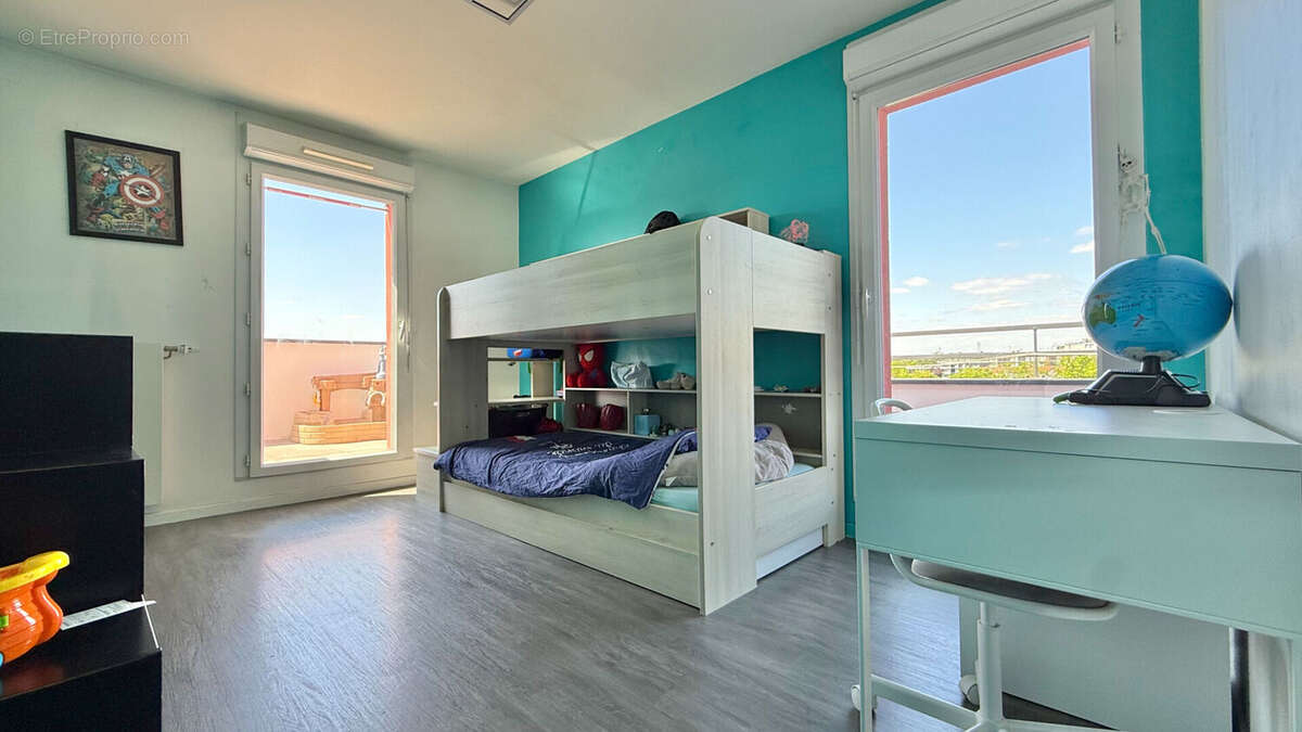 Appartement à CORBEIL-ESSONNES