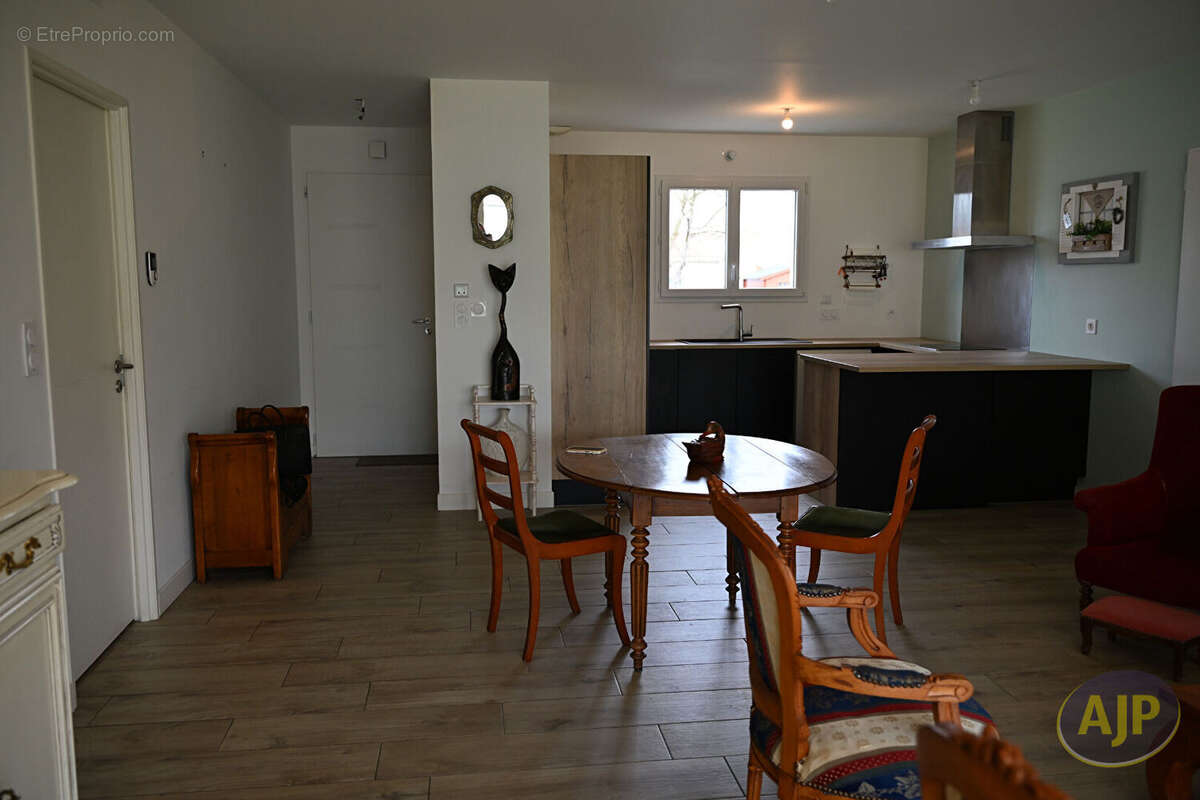 Maison à SAINT-GERMAIN-DU-PUCH