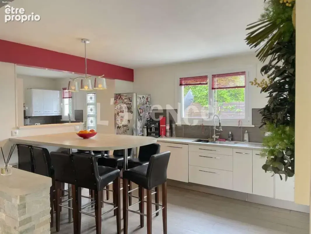 Maison 7 pièces avec sous sol total - photo 3