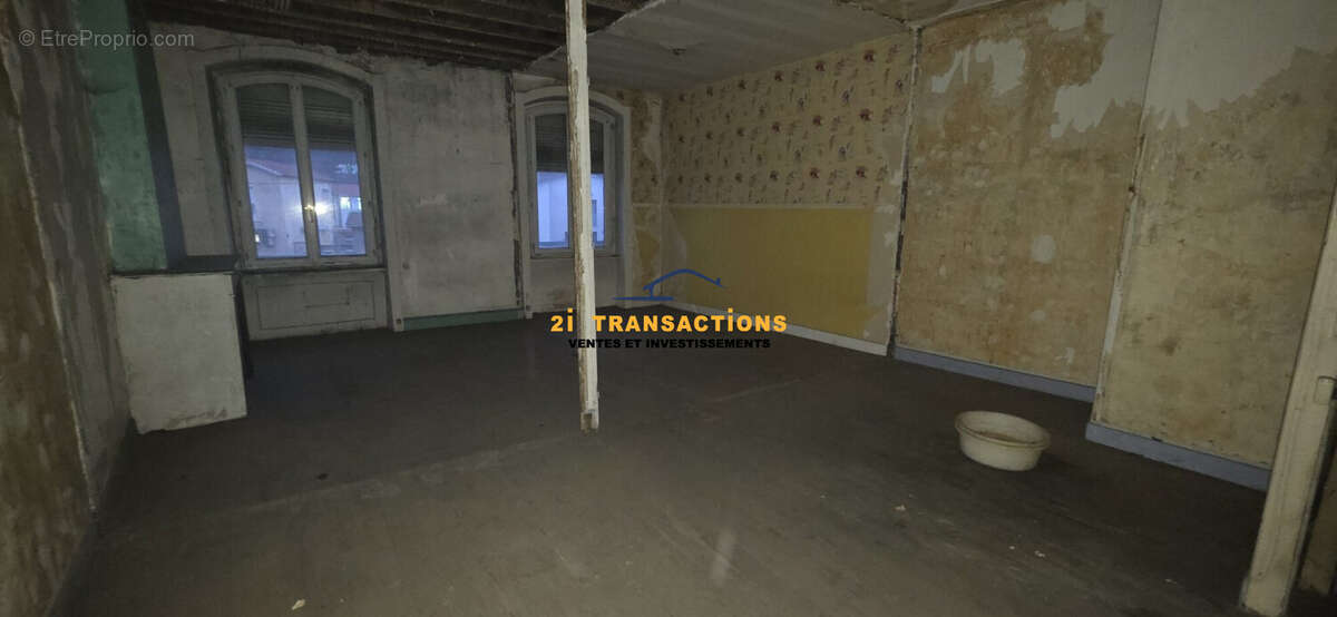 Appartement à SAINT-ETIENNE