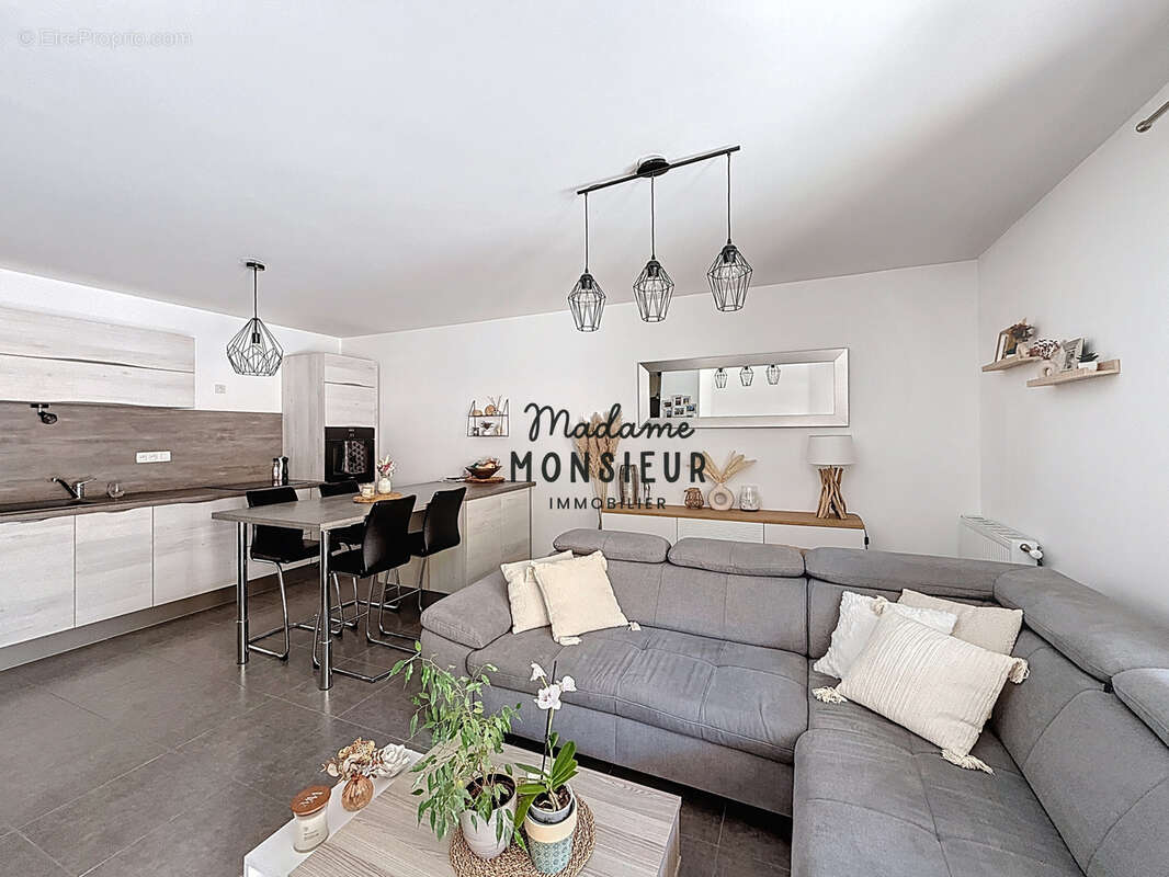 Appartement à BOURGOIN-JALLIEU