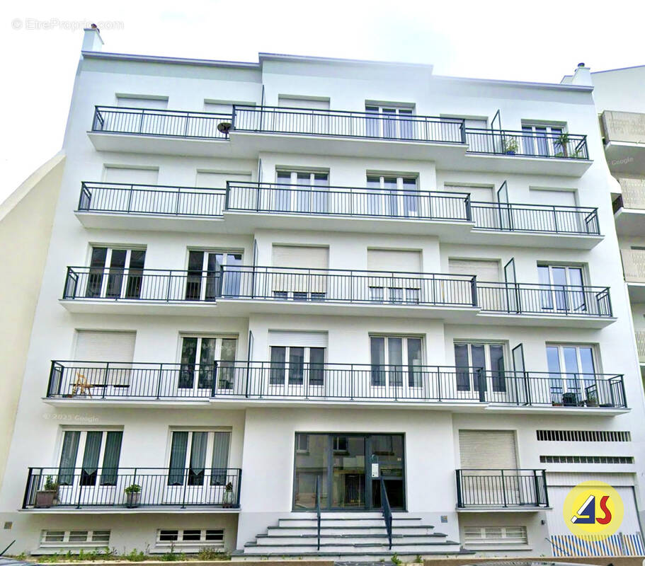 Appartement à REZE